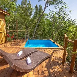 au-jardin-des-colibris-ecolodgespa.comcaribbean.com/