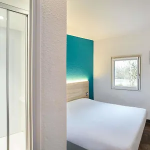 hotelf1-antibes-sophia-antipolis.fr-provencehotel.com/