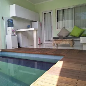 villa-ratu-seminyak.hotelsseminyak.net/